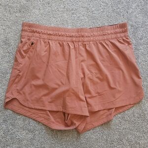 REI Active Pursuits 4.5" Short